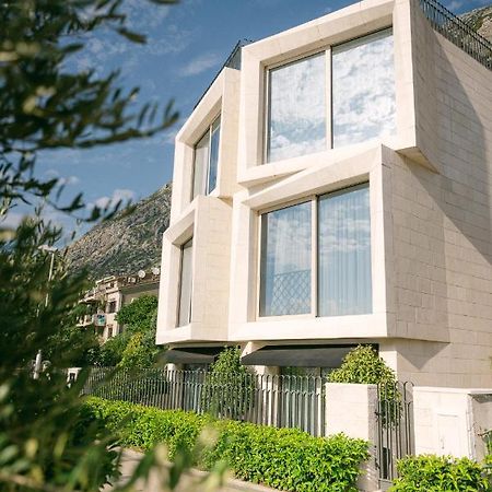 Corso Levante Luxury Suites Dobrota Kotor Zewnętrze zdjęcie