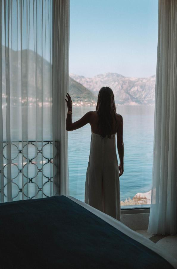Corso Levante Luxury Suites Dobrota Kotor Zewnętrze zdjęcie
