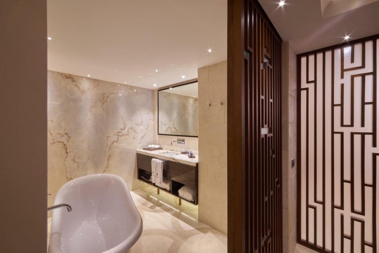 Corso Levante Luxury Suites Dobrota Kotor Zewnętrze zdjęcie