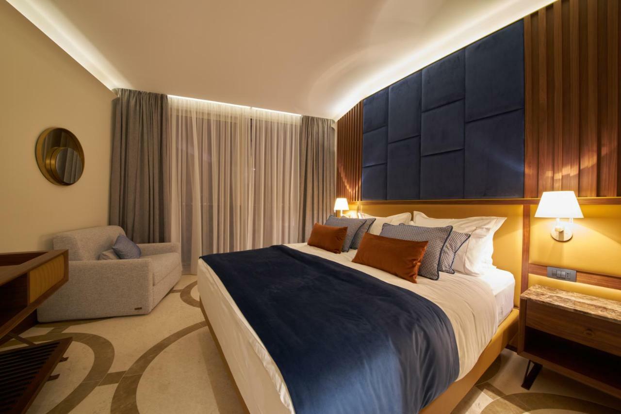 Corso Levante Luxury Suites Dobrota Kotor Zewnętrze zdjęcie